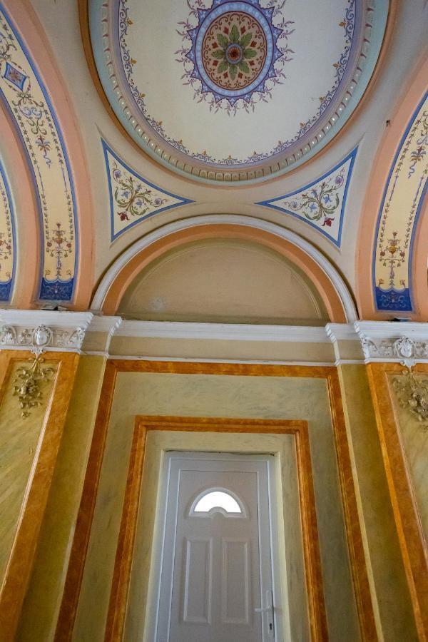 Parliament Exclusive Gallery Budapeşte Dış mekan fotoğraf