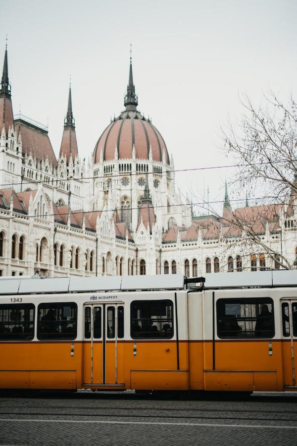Parliament Exclusive Gallery Budapeşte Dış mekan fotoğraf
